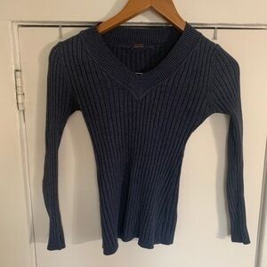Poof! Blue‎ Sweater Size Small